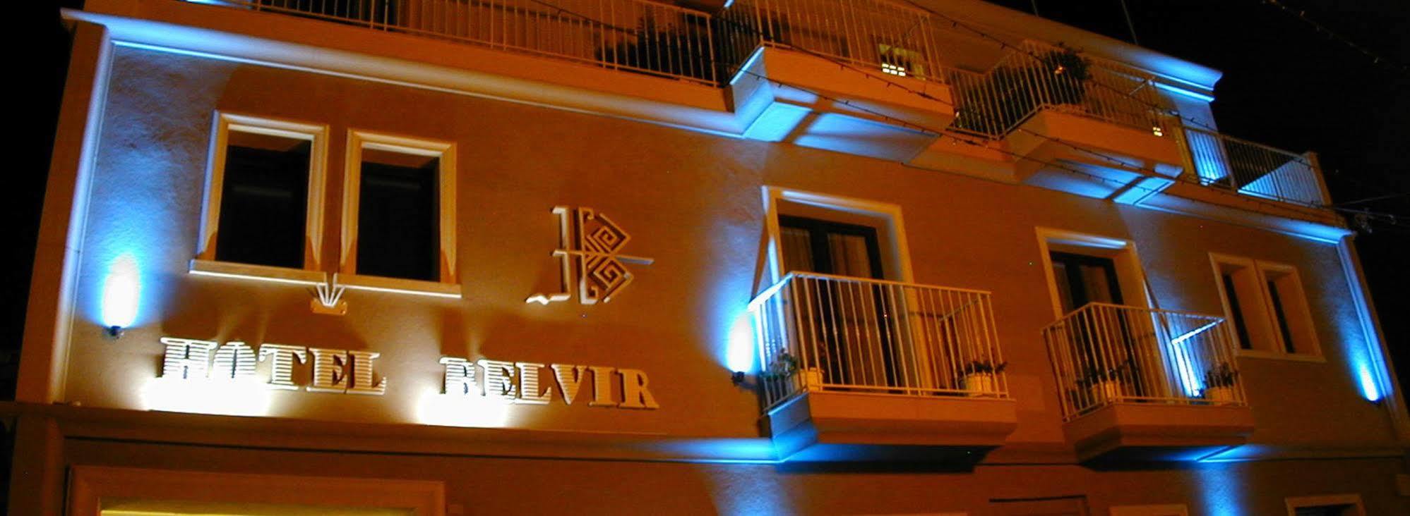 Hotel Belvir Villasimius Exterior foto